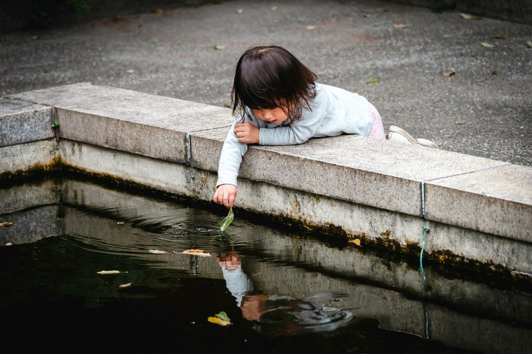 Plaisir de jouer dans l'eau©Nathalie Blanchard